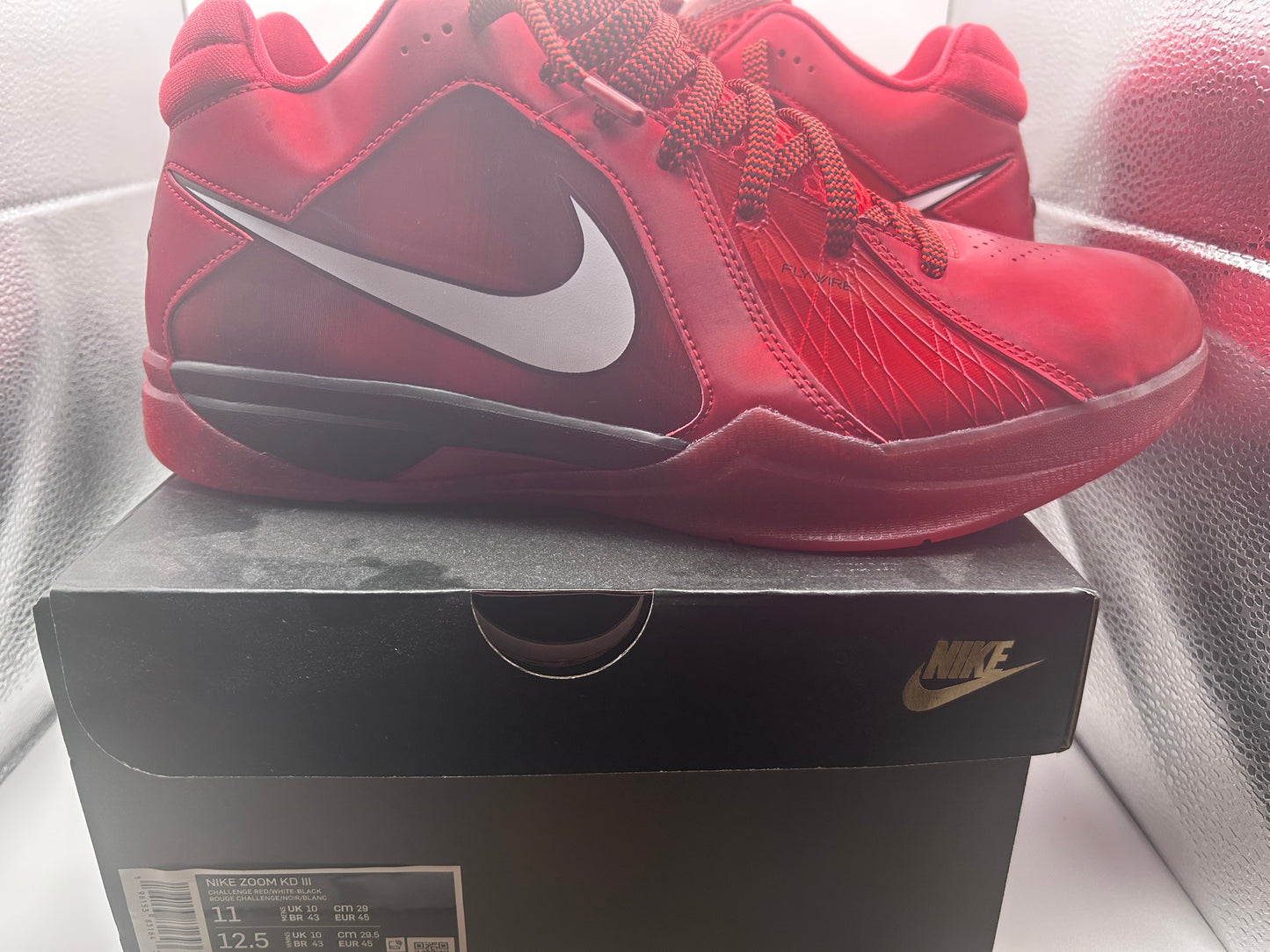 Nike KD 3 Zoom Challenge Red Size 11 VNDS