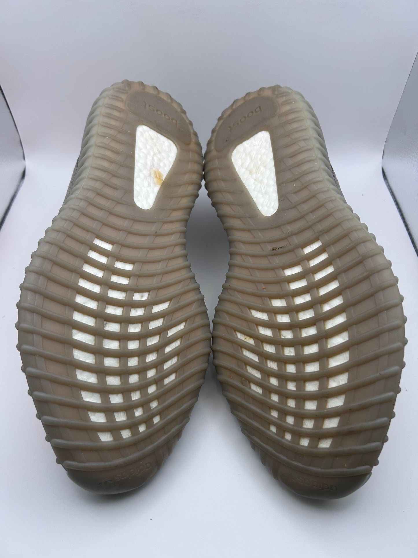 Yeezy 350 Boost Beluga (2016) Size 10.5